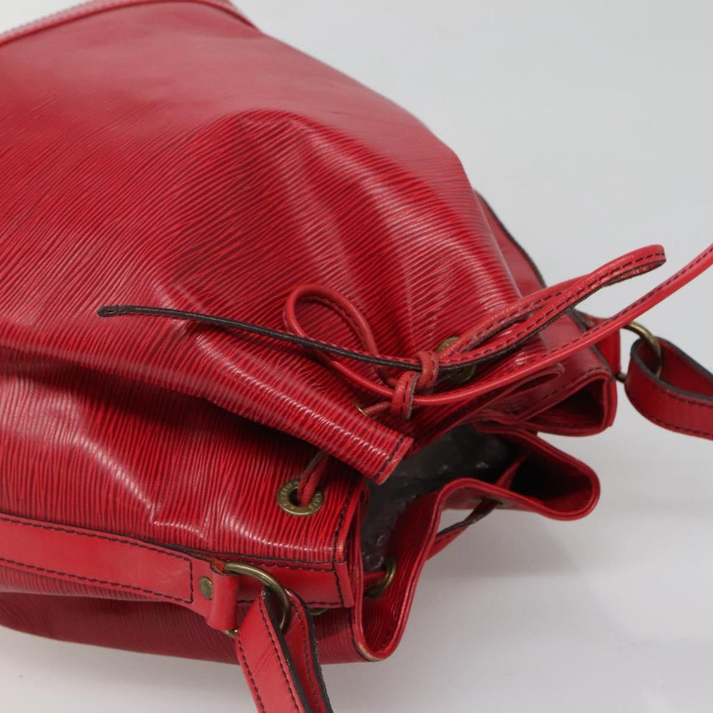 Louis Vuitton Noe Handbag Epi Leather Red Leather Bag (Pre-Owned)