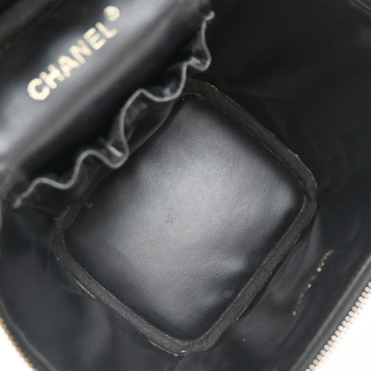 Chanel Vintage Timeless Cosmetic Case Caviar Black Leather Handbag (Pre-Owned)