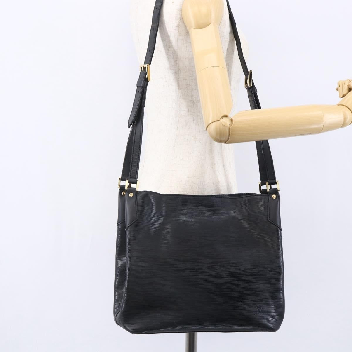 Louis Vuitton Mandara Handbag Epi Leather Black Leather Shoulder Bag Bag (Pre-Owned)