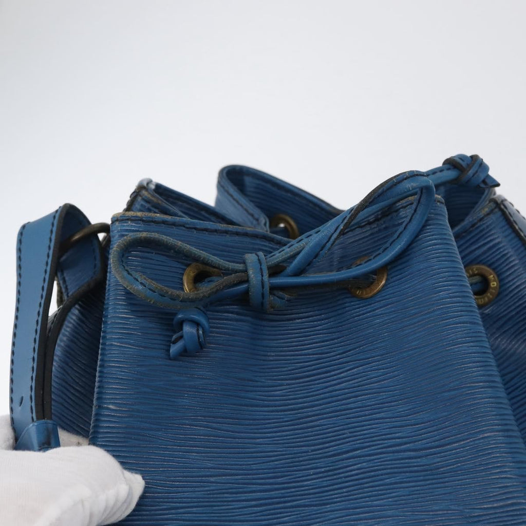 Louis Vuitton Petit Noe Nm Handbag Epi Leather Blue Leather Shoulder Bag Bag (Pre-Owned)