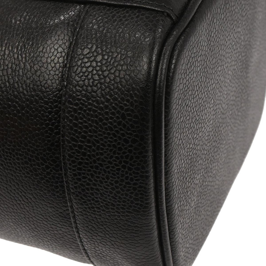 Chanel Vintage Timeless Cosmetic Case Caviar Black Leather Clutche & Pouche Bag (Pre-Owned)