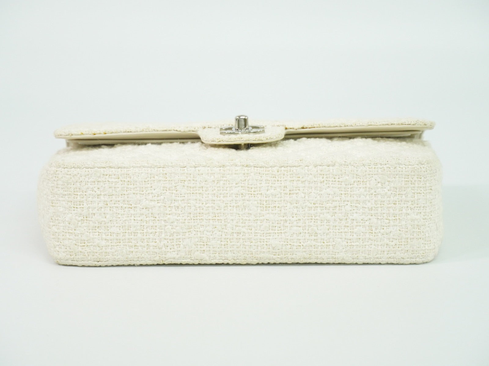 Chanel Timeless - Classic Double Flap Bag Quilted Tweed White Tweed Handbag (Pre-Owned)