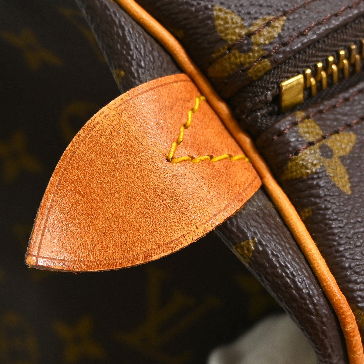 Louis Vuitton Keepall Bag Monogram Canvas Brown Canvas Travel Bag Bag (Pre-Owned)