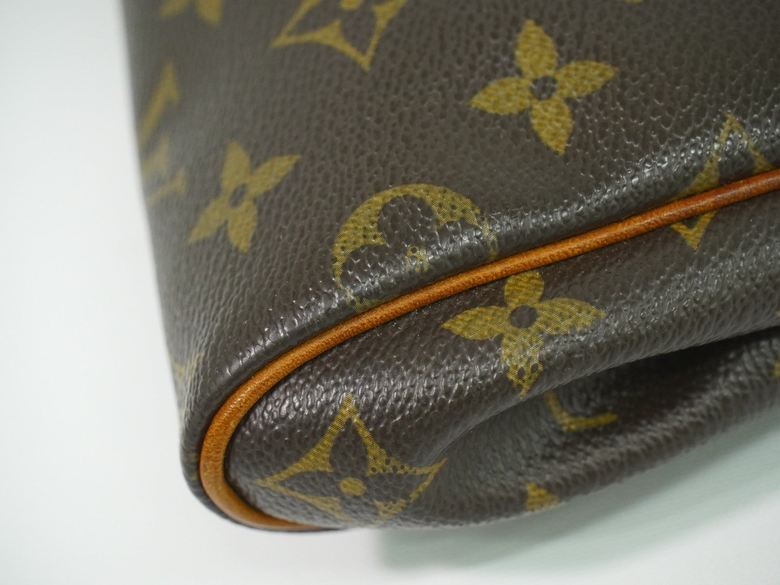 Louis Vuitton Eva Handbag Monogram Canvas Brown Canvas Clutche & Pouche Bag (Pre-Owned)