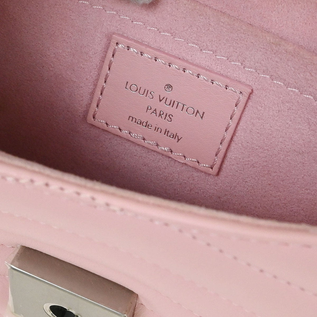 Louis Vuitton New Wave Chain Bag Quilted Leather Pink Leather Shoulder Bag Bag (Pre-Owned)