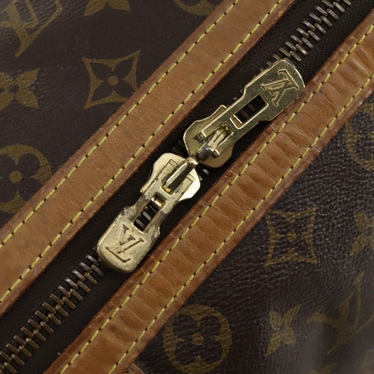 Louis Vuitton Sac Souple Handbag Monogram Canvas Brown Canvas Travel Bag Bag (Pre-Owned)