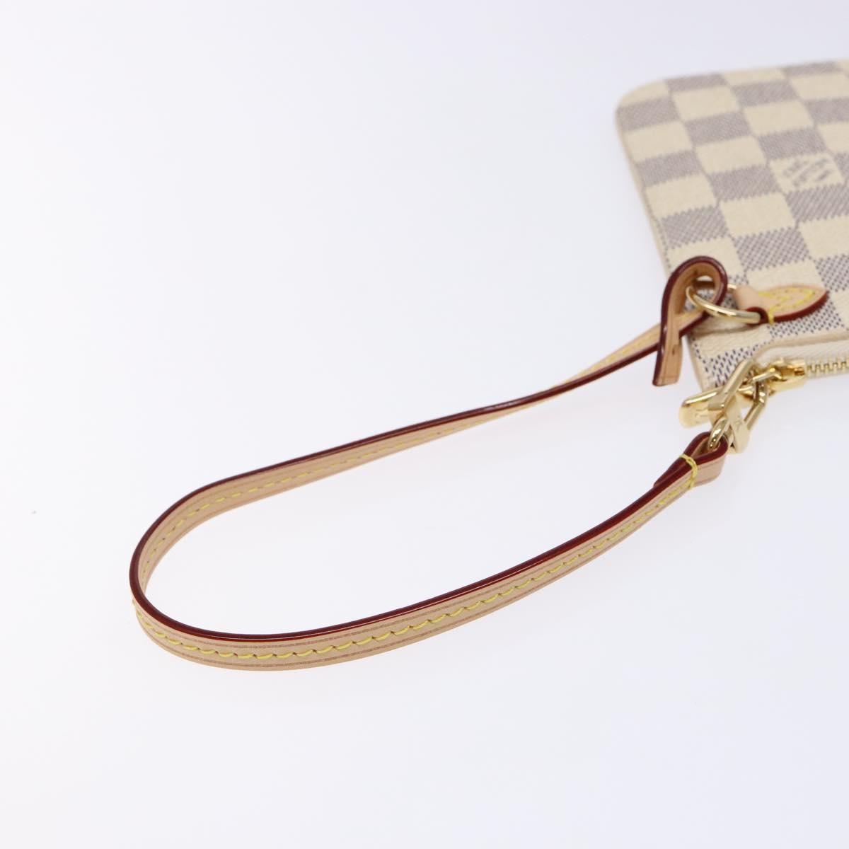 Louis Vuitton Neverfull Pochette Damier White Canvas Bag (Pre-Owned)