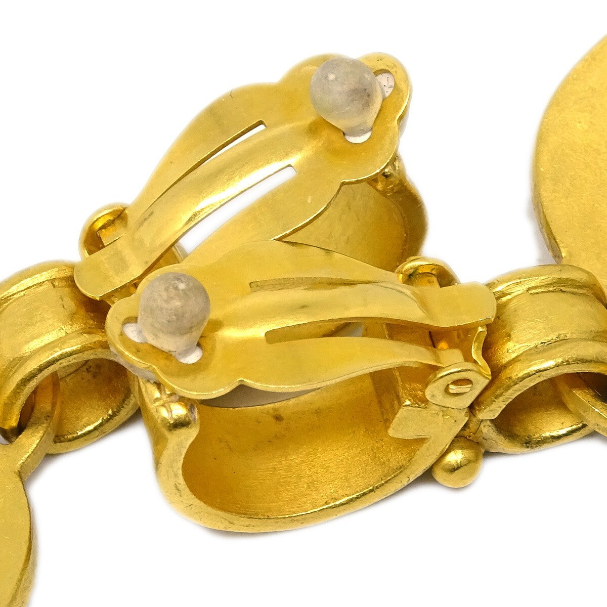 Chanel Vintage Cc Heart Cut Out Drop Clip-On Earrings Metal Gold Gold_Plated Earrings Jewelry (Pre-Owned)