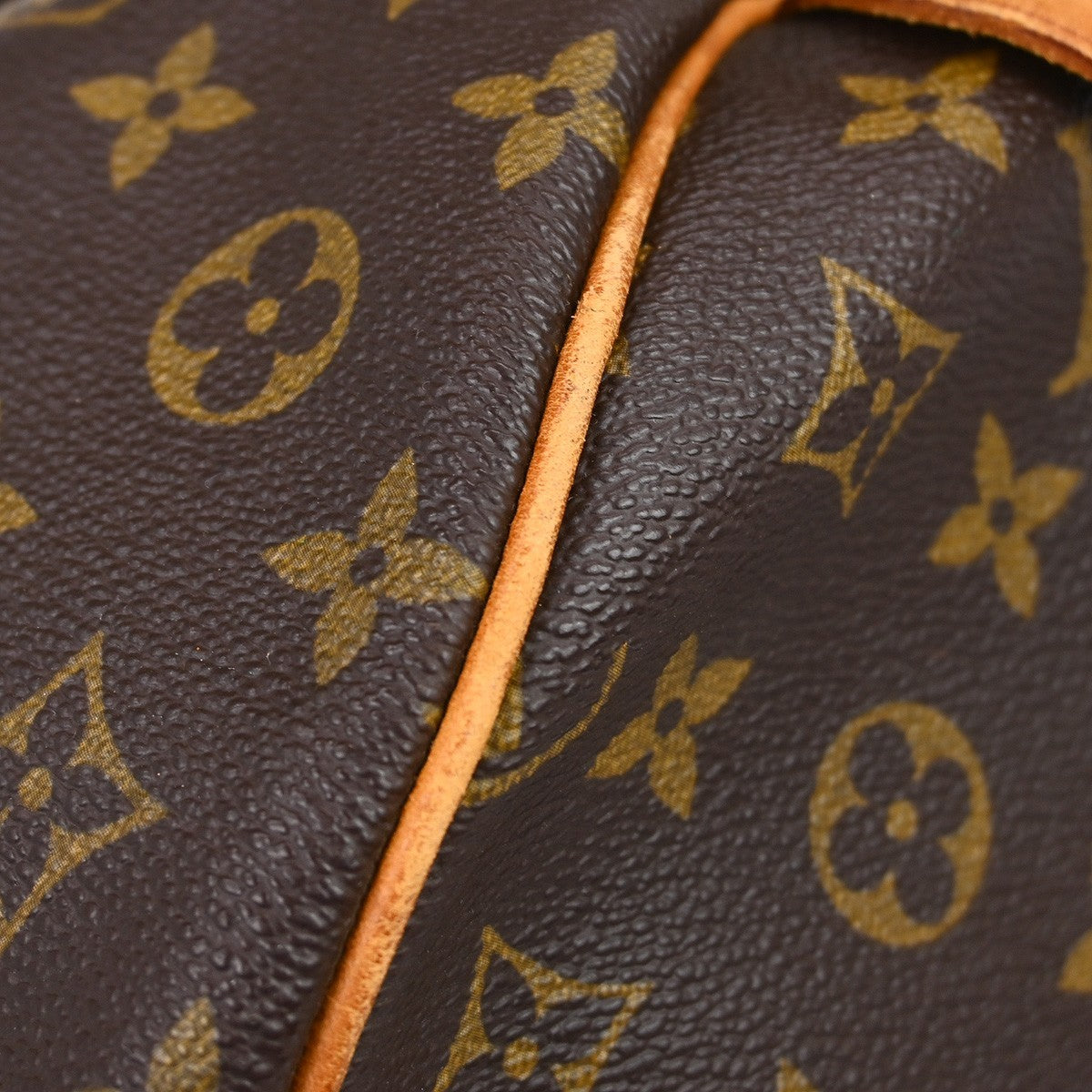 Louis Vuitton Keepall Bag Monogram Canvas Brown Canvas Travel Bag Bag (Pre-Owned)