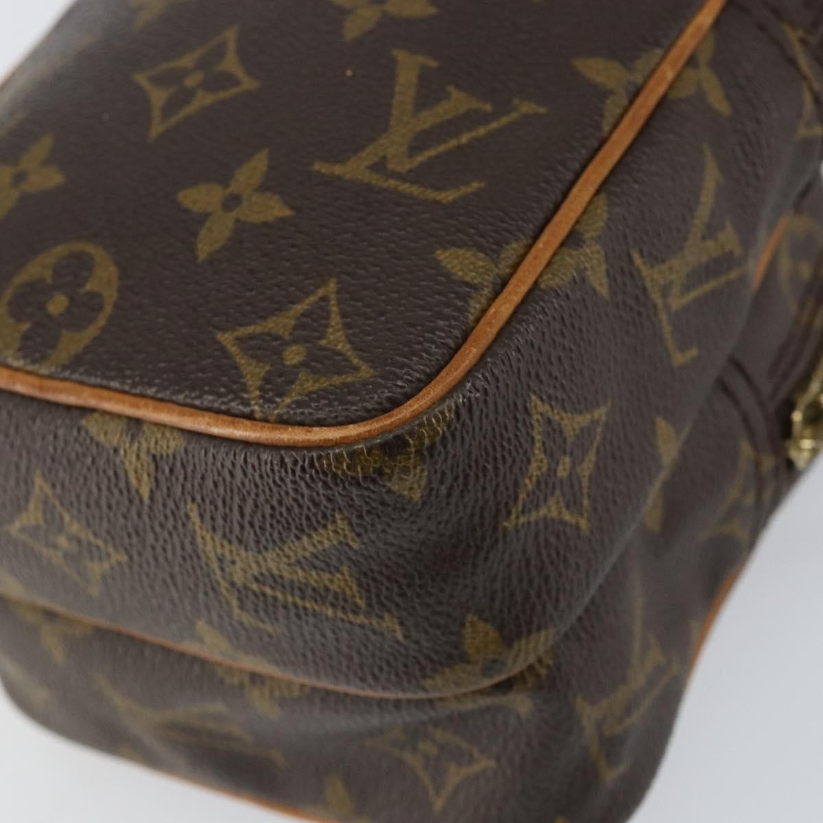 Louis Vuitton Amazone Bag Monogram Canvas Brown Canvas Shoulder Bag Bag (Pre-Owned)