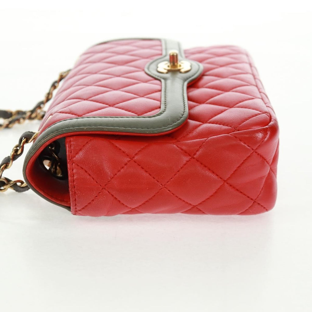 Chanel Two Tone Flap Bag Quilted Lambskin Red Leather Shoulder Bag Bag (Pre-Owned)