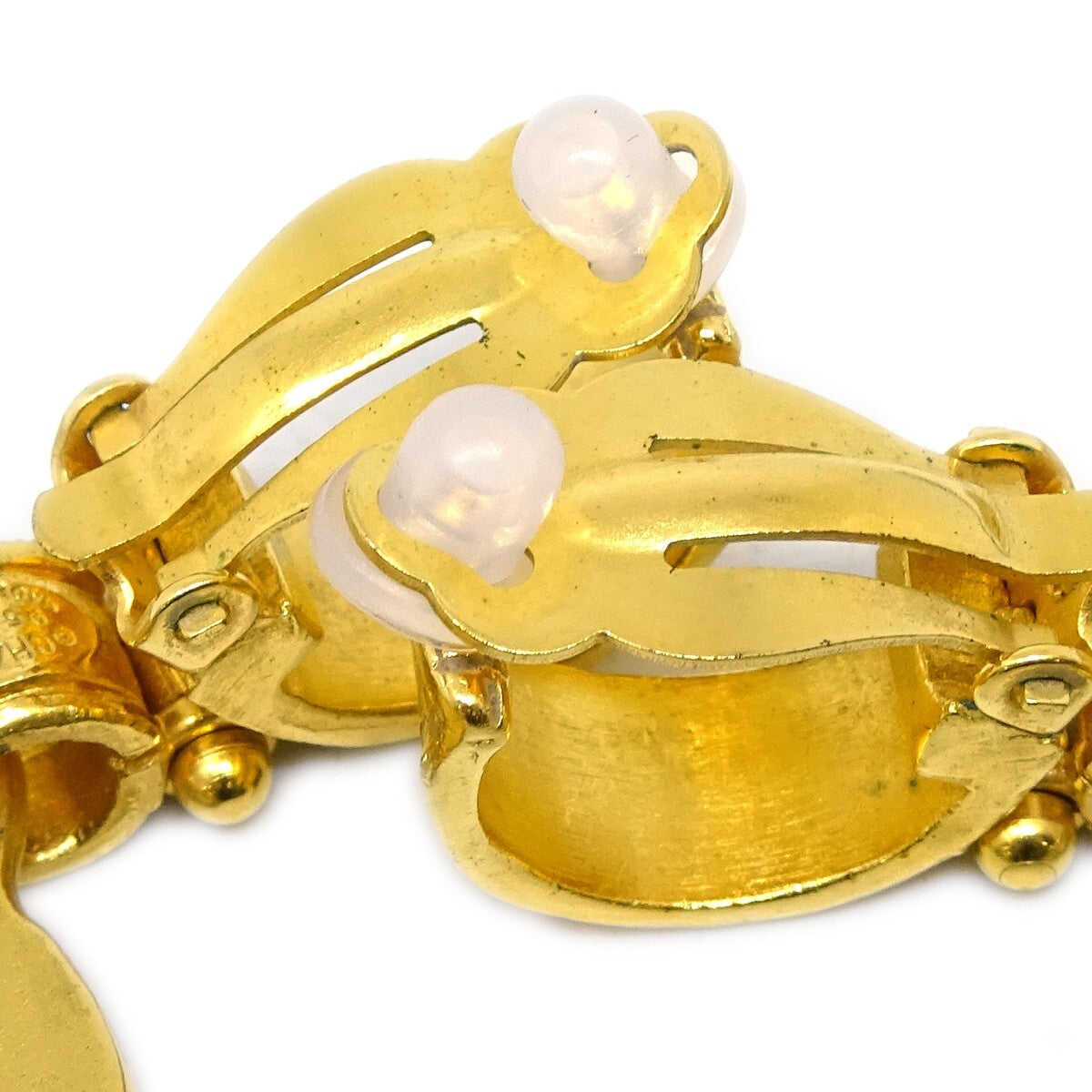 Chanel Vintage Cc Heart Cut Out Drop Clip-On Earrings Metal Gold Gold_Plated Earrings Jewelry (Pre-Owned)