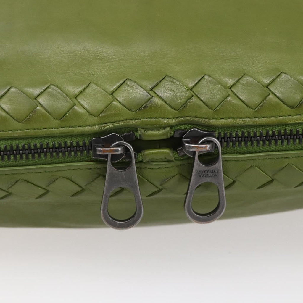 Bottega Veneta Intrecciato Leather Green Leather Shoulder Bag Bag (Pre-Owned)