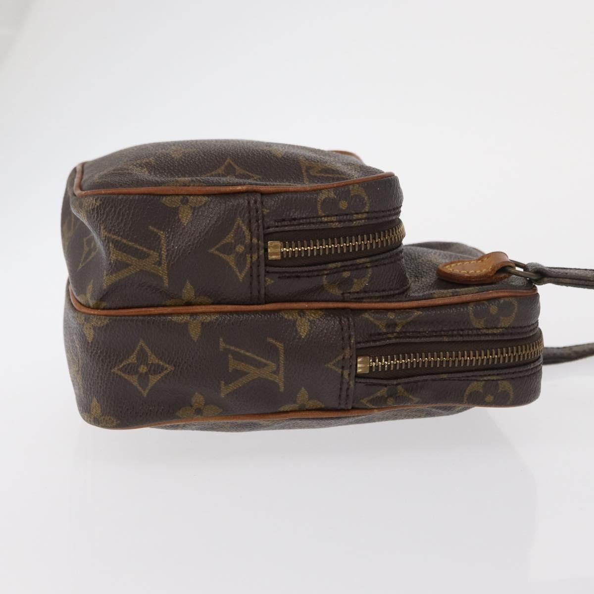 Louis Vuitton Amazone Bag Monogram Canvas Brown Canvas Shoulder Bag Bag (Pre-Owned)