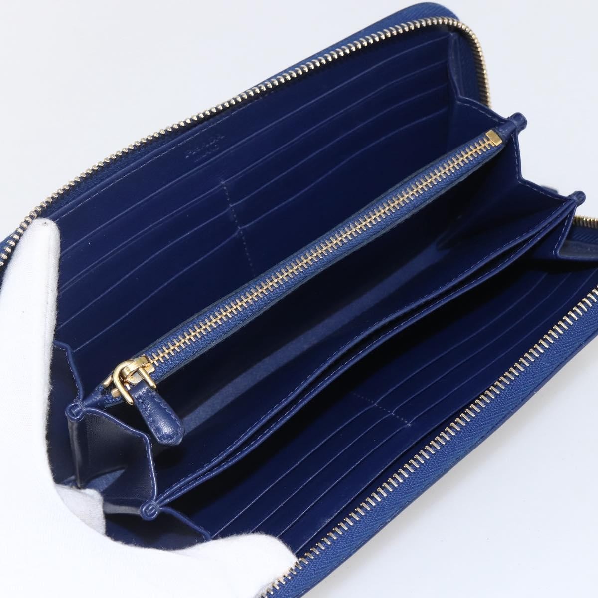 Prada Zip Around Organizer Wallet Saffiano Leather With Applique Blue Leather Wallets Accessory (Pre-Owned)