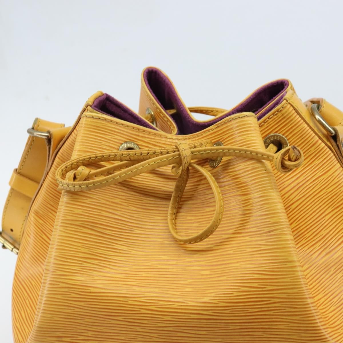 Louis Vuitton Petit Noe Handbag Epi Leather Yellow Leather Shoulder Bag Bag (Pre-Owned)