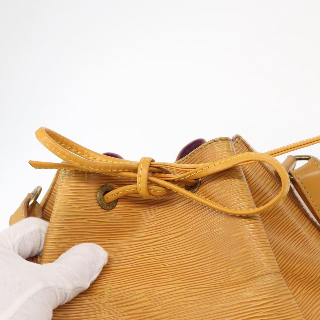 Louis Vuitton Petit Noe Handbag Epi Leather Yellow Leather Shoulder Bag Bag (Pre-Owned)