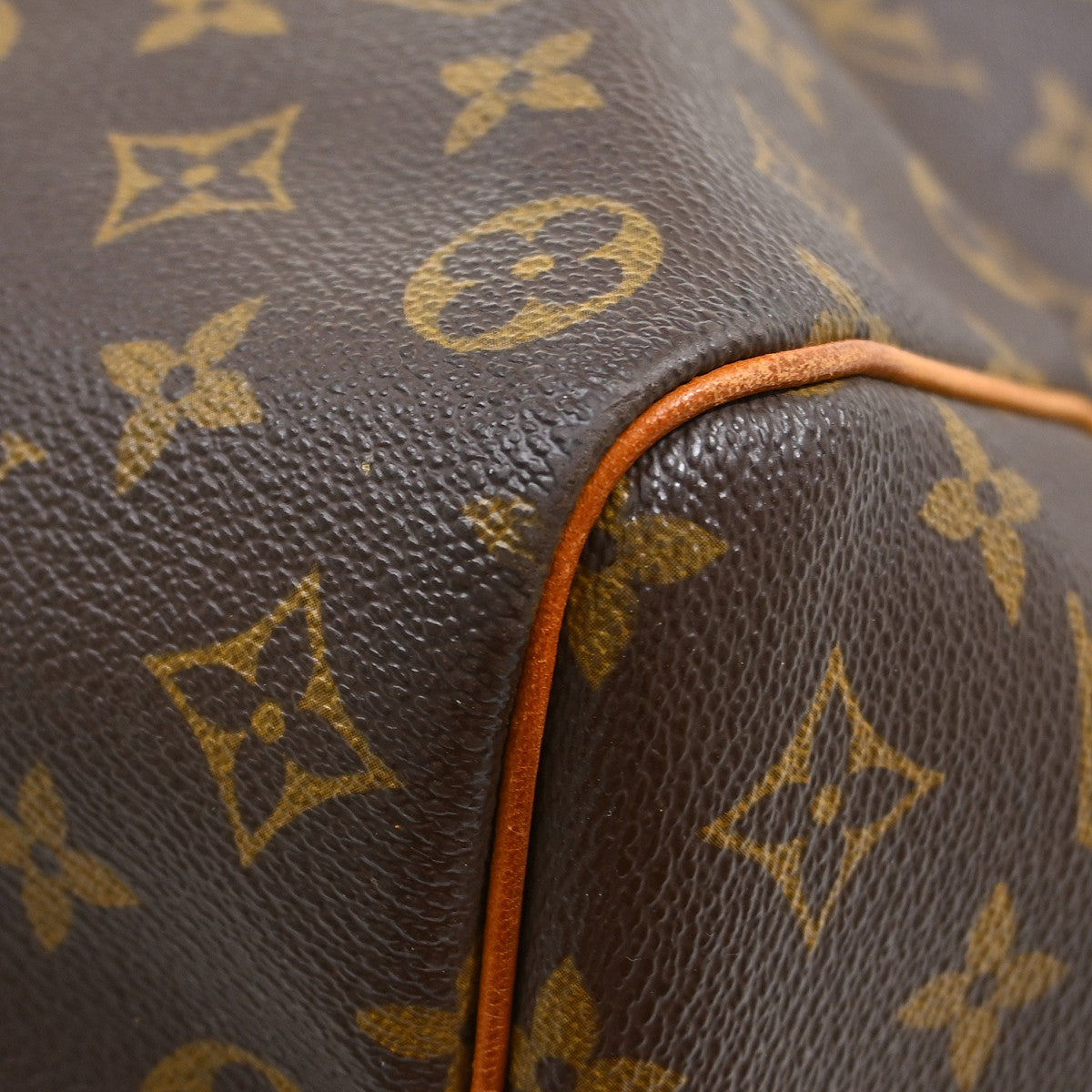 Louis Vuitton Keepall Bag Monogram Canvas Brown Canvas Travel Bag Bag (Pre-Owned)