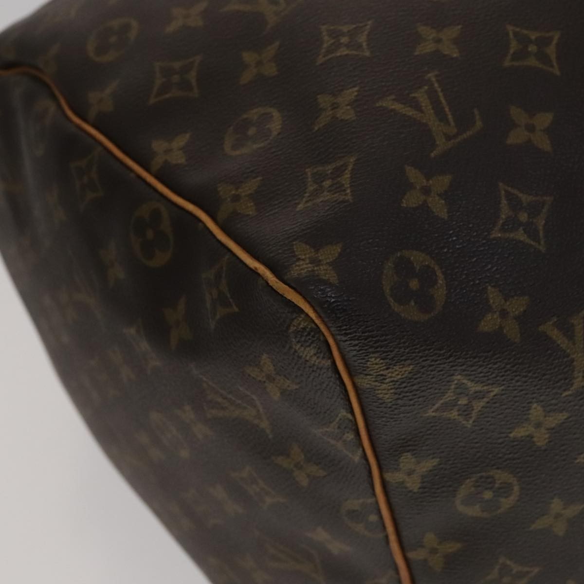 Louis Vuitton Keepall Bag Monogram Canvas Brown Canvas Travel Bag Bag (Pre-Owned)