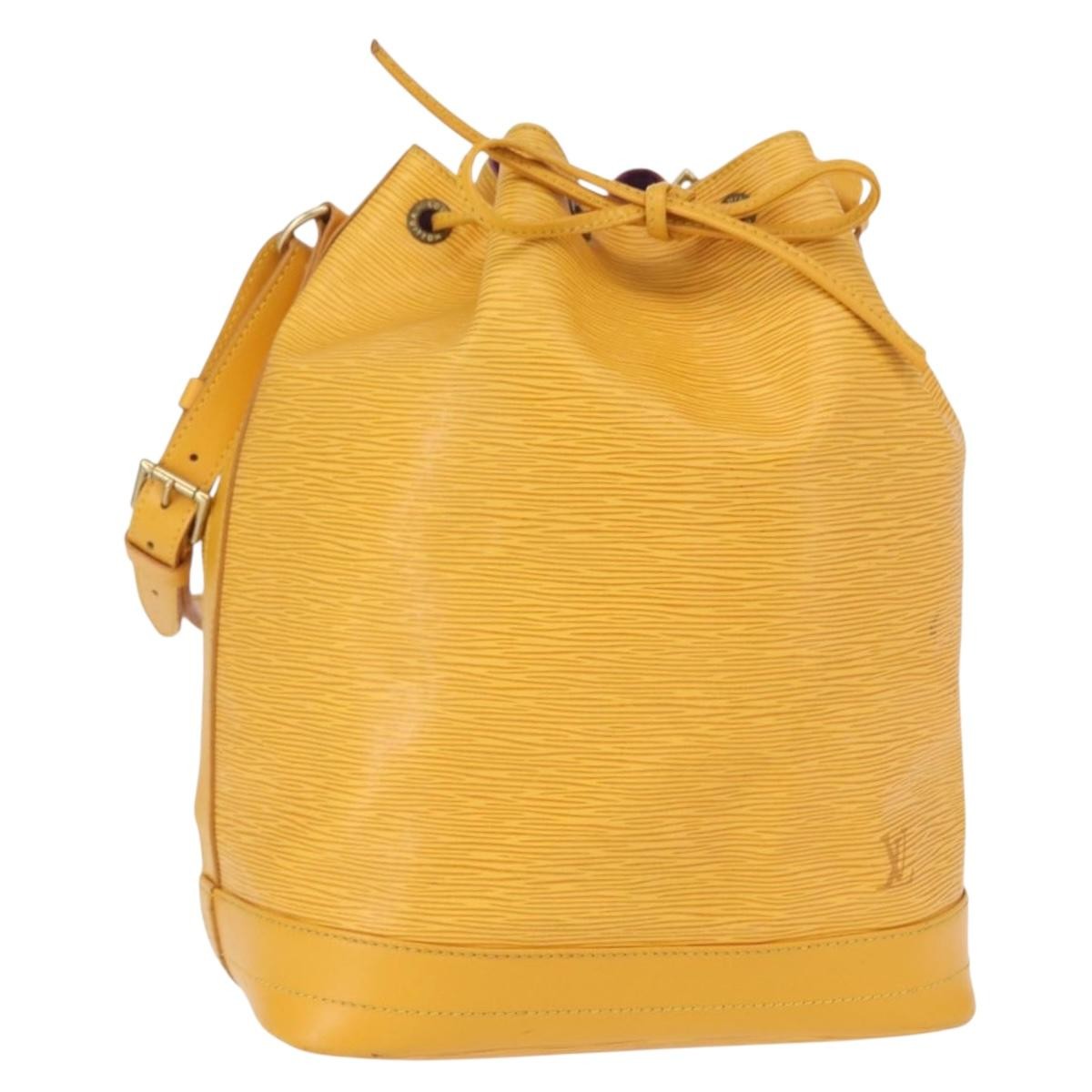 Louis Vuitton Noe Handbag Epi Leather Yellow Leather Shoulder Bag Bag (Pre-Owned)