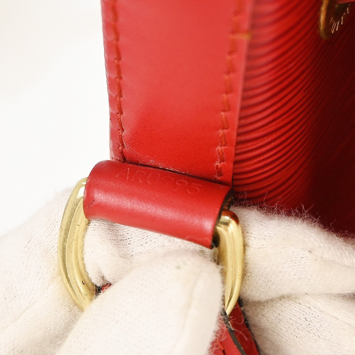 Louis Vuitton Noe Handbag Epi Leather Red Leather Shoulder Bag Bag (Pre-Owned)