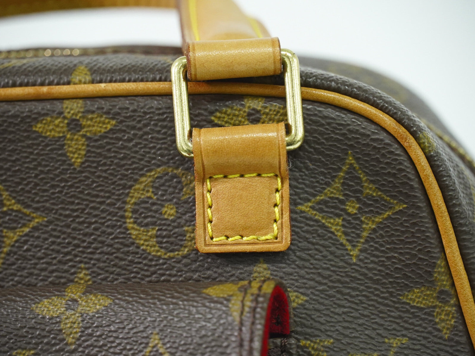 Louis Vuitton Excentri-Cite Handbag Monogram Canvas Brown Canvas Handbag (Pre-Owned)