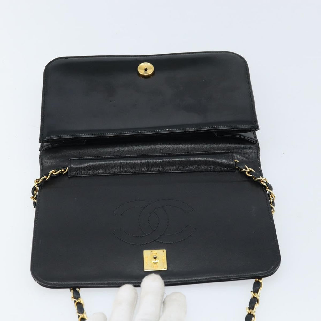 Chanel Wallet On Chain Quilted Patent Black Patent_Leather Shoulder Bag Bag (Pre-Owned)