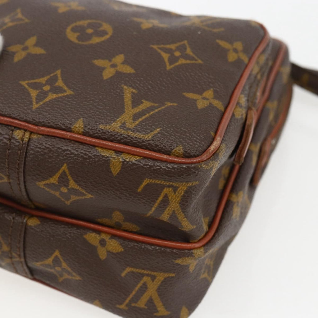 Louis Vuitton Amazone Bag Monogram Canvas Brown Canvas Shoulder Bag Bag (Pre-Owned)