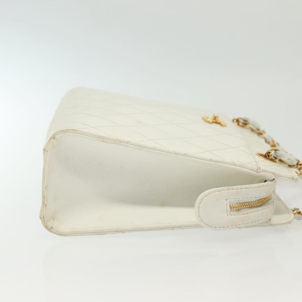 Chanel Cc Shoulder Bag Quilted Caviar White Leather Bag (Pre-Owned)