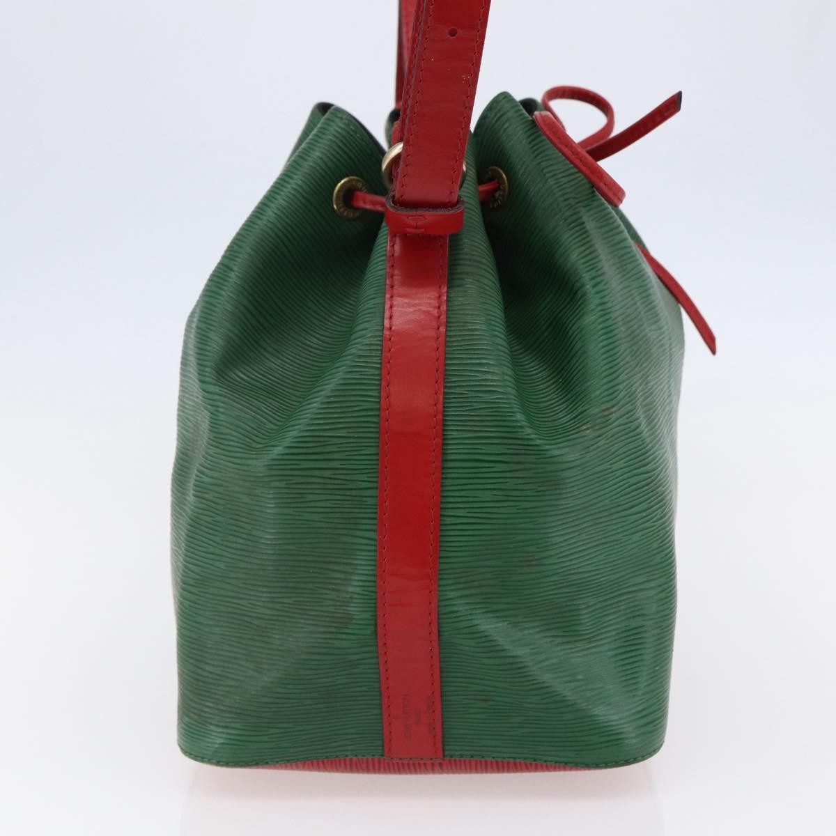 Louis Vuitton Petit Noe Handbag Two Tone Epi Leather Green Leather Bag (Pre-Owned)