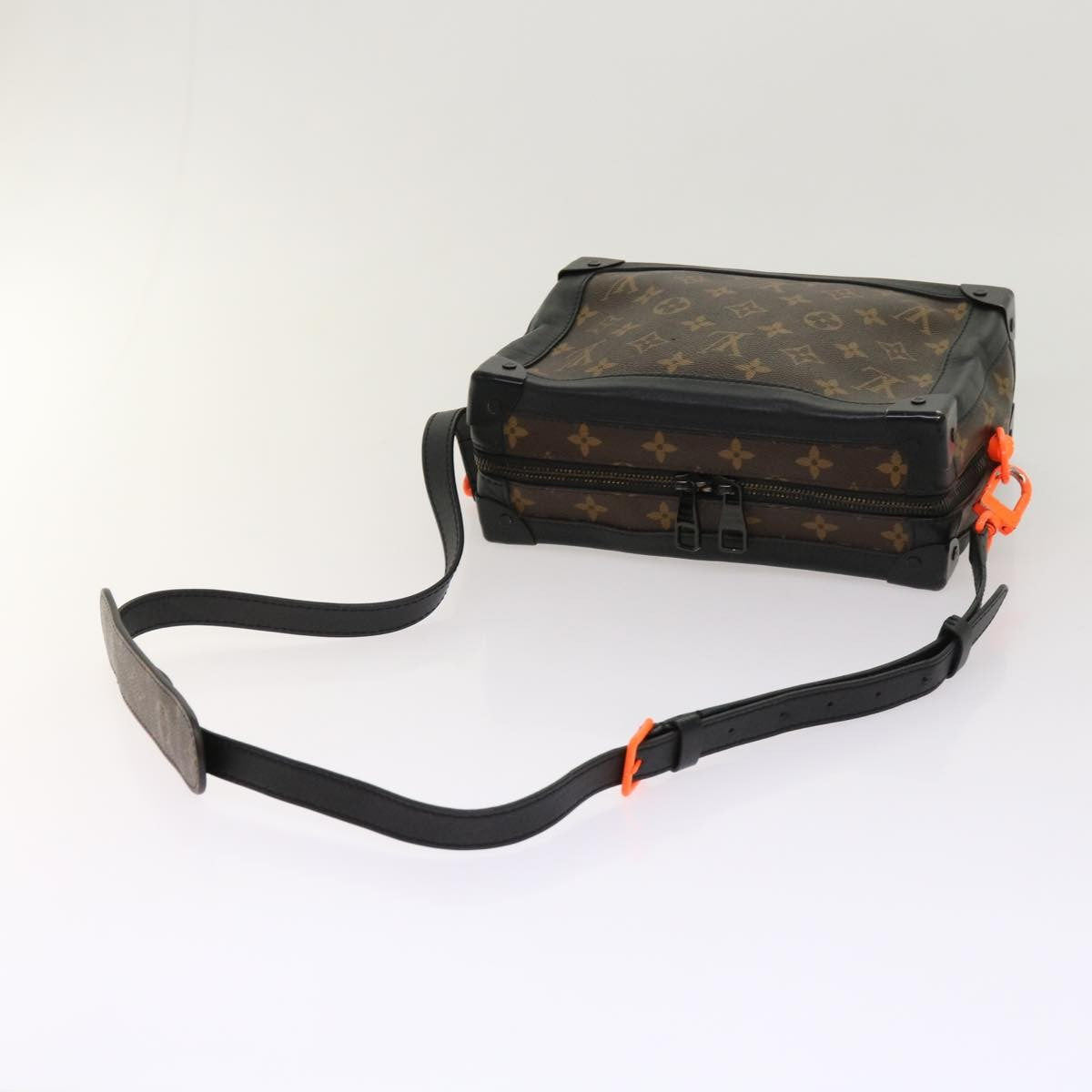Louis Vuitton Solar Ray Soft Trunk Bag Monogram Canvas Brown Canvas Shoulder Bag Bag (Pre-Owned)