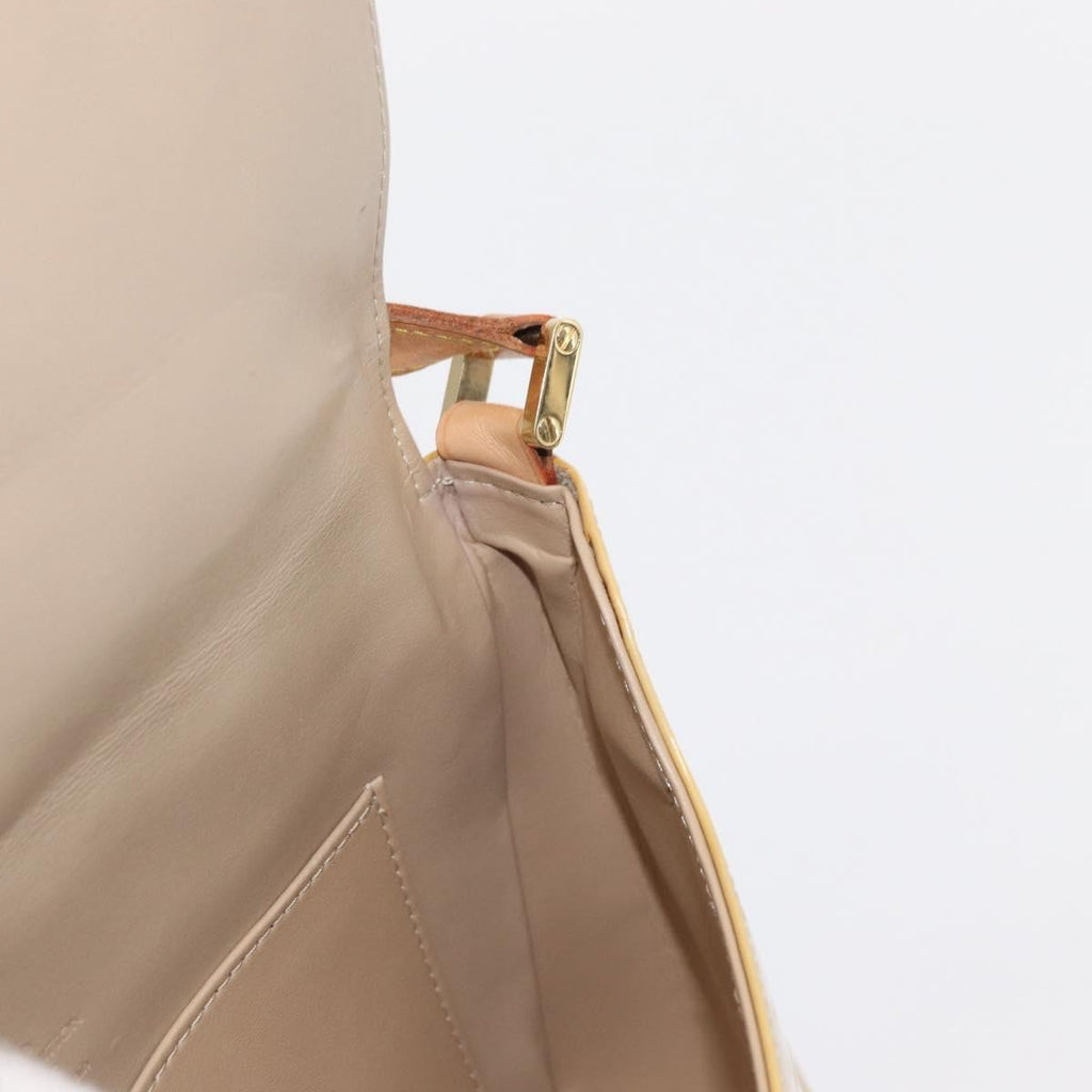 Louis Vuitton Thompson Street Handbag Monogram Vernis Beige Patent_Leather Shoulder Bag Bag (Pre-Owned)