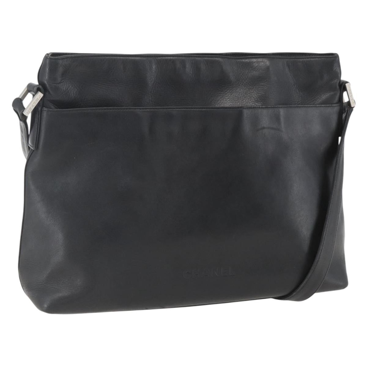 Chanel Vintage Shoulder Bag Leather Black Leather Shoulder Bag Bag (Pre-Owned)