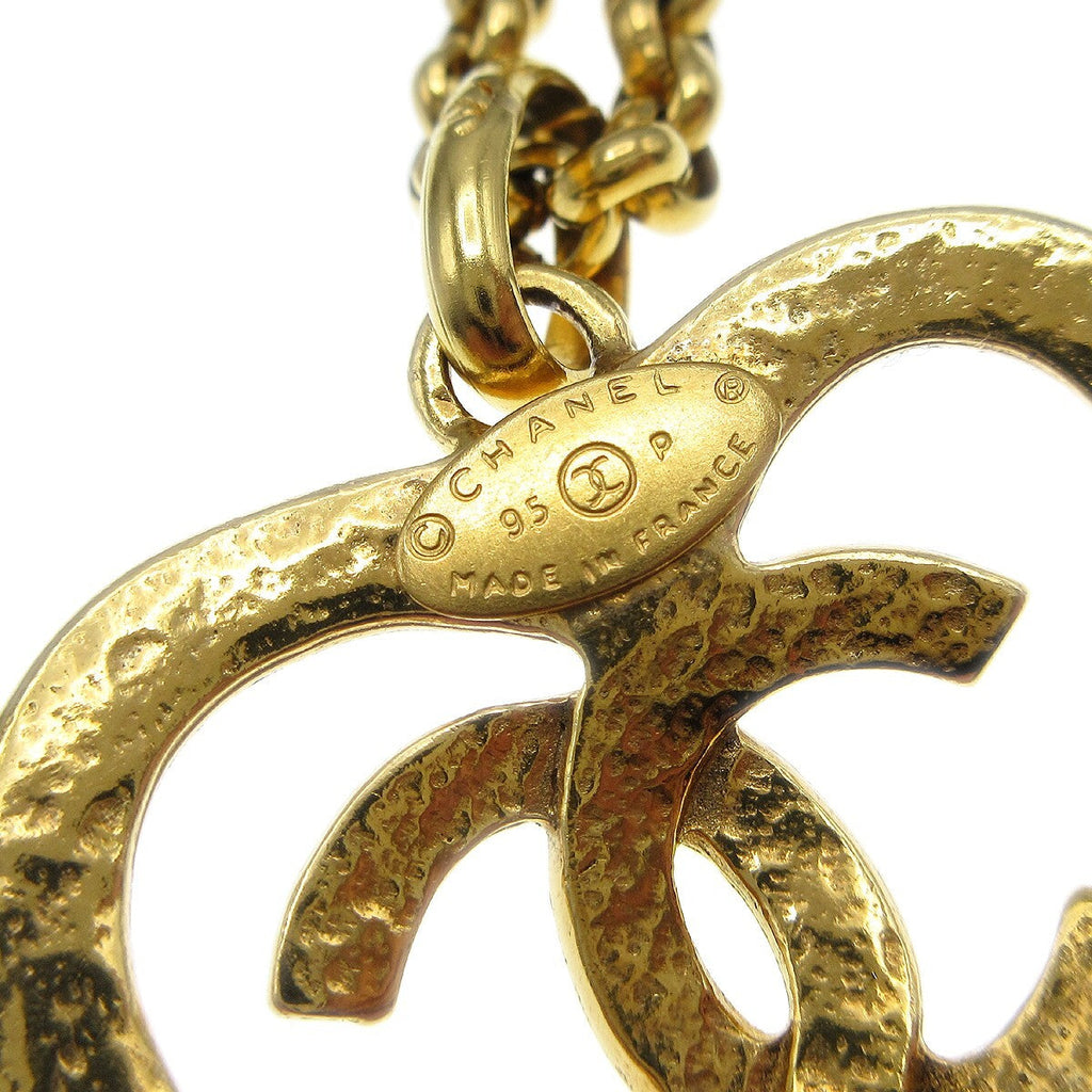 Chanel Cc Heart Pendant Necklace Metal Gold Gold_Plated Necklace Jewelry (Pre-Owned)