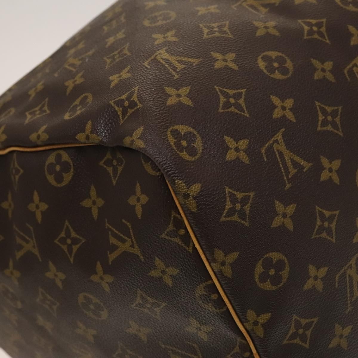 Louis Vuitton Keepall Bag Monogram Canvas Brown Canvas Travel Bag Bag (Pre-Owned)