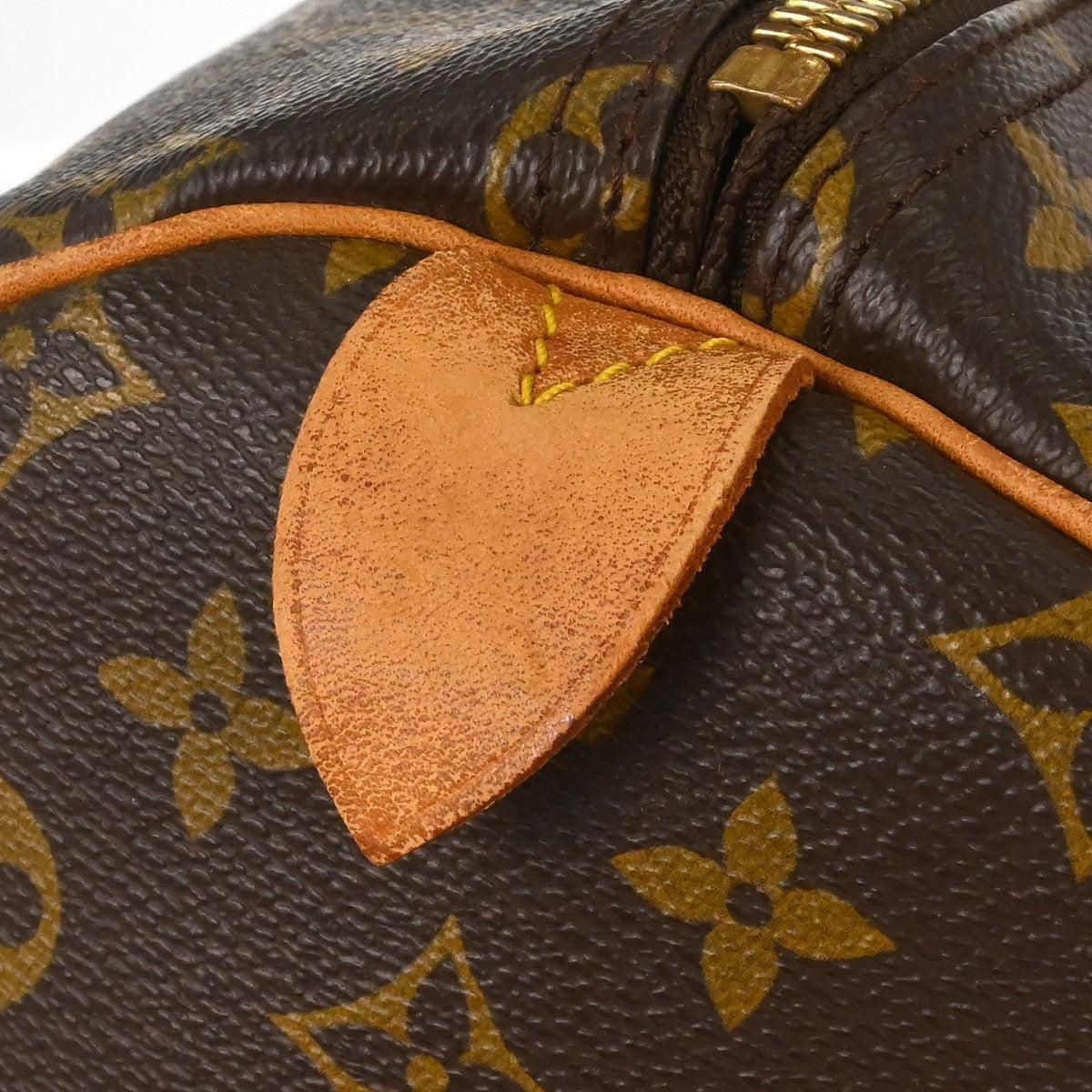 Louis Vuitton Keepall Bag Monogram Canvas Brown Canvas Travel Bag Bag (Pre-Owned)