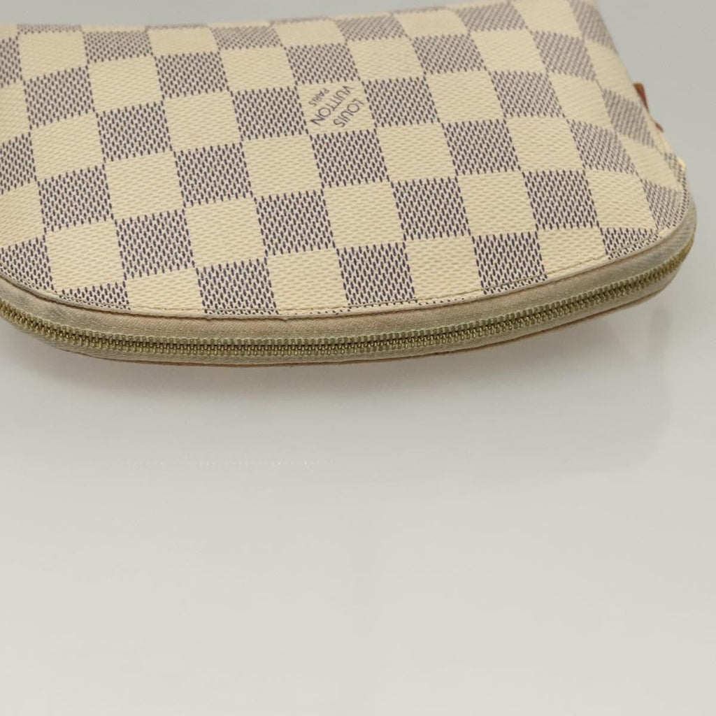 Louis Vuitton Cosmetic Pouch Damier White Canvas Bag (Pre-Owned)