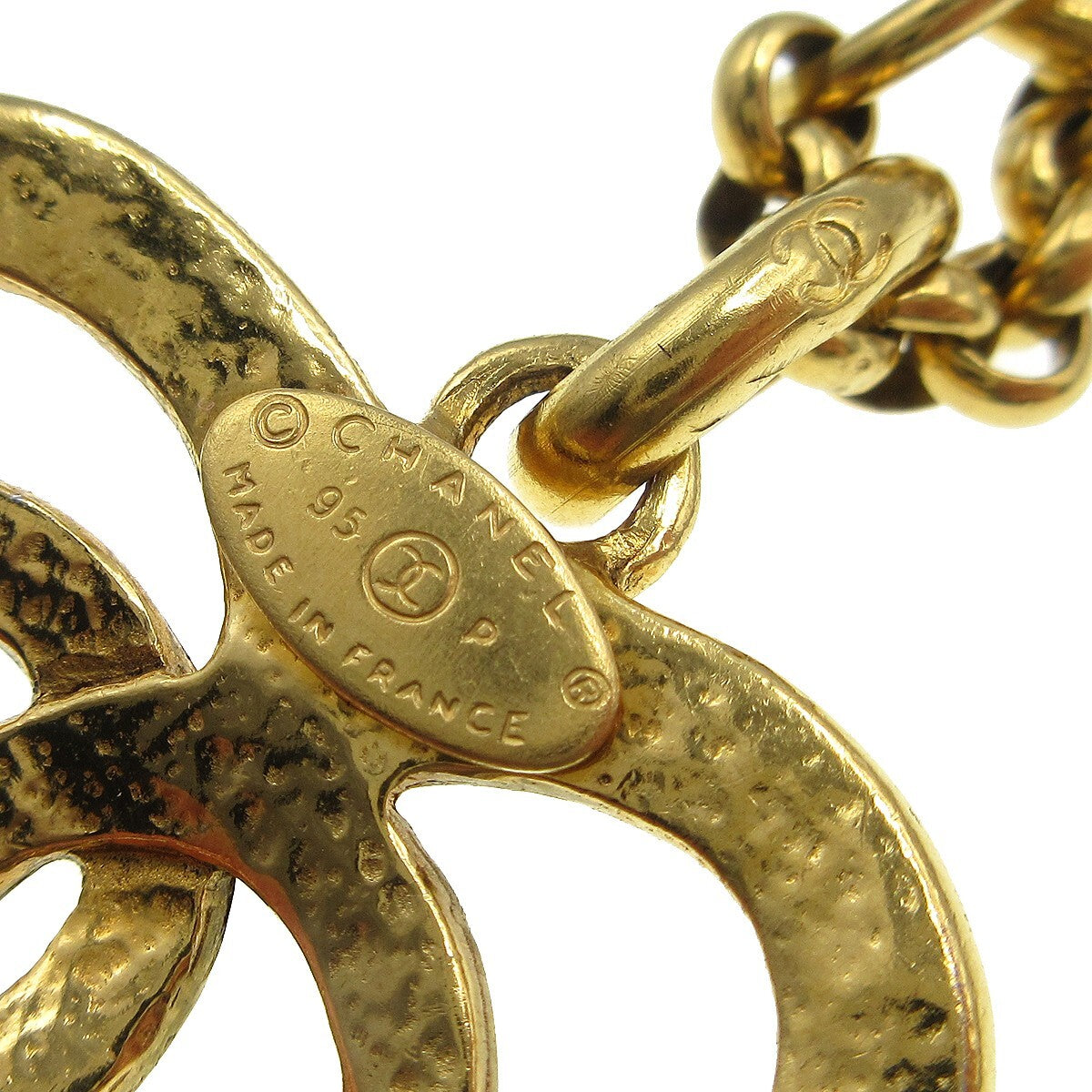 Chanel Cc Heart Pendant Necklace Metal Gold Gold_Plated Necklace Jewelry (Pre-Owned)
