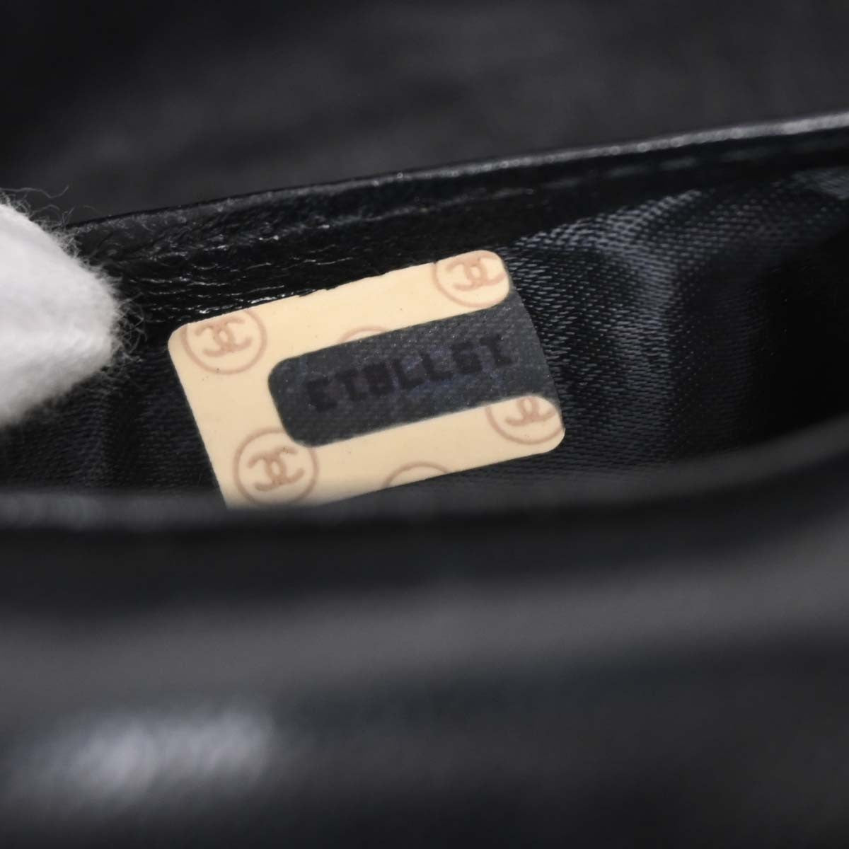 Chanel Vintage Box Zip Tassel Bag Quilted Lambskin Black Leather Shoulder Bag Bag (Pre-Owned)