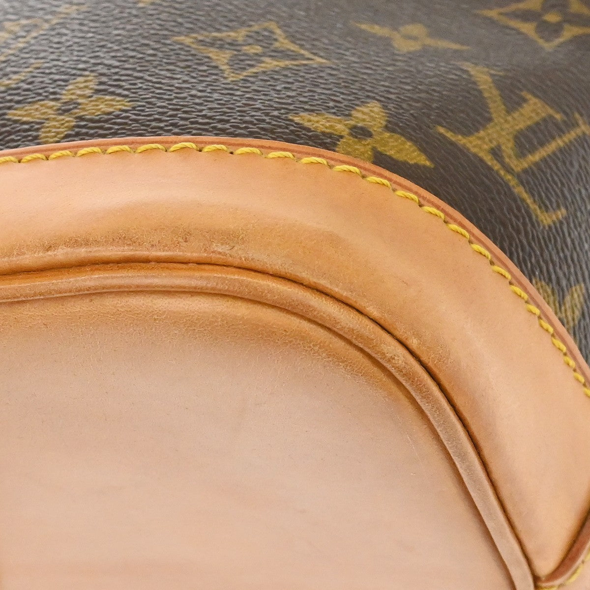 Louis Vuitton Alma Handbag Monogram Canvas Brown Canvas Handbag (Pre-Owned)