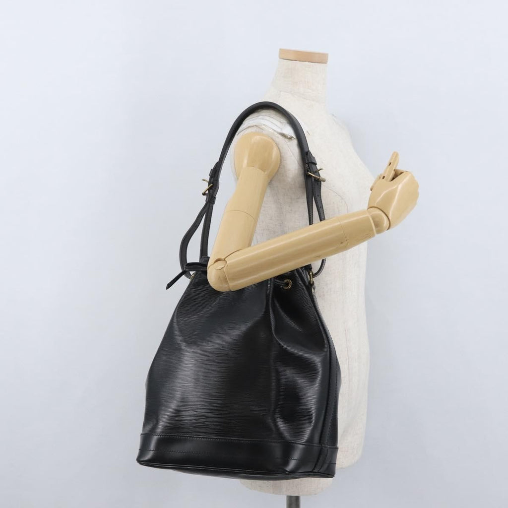 Louis Vuitton Noe Handbag Epi Leather Black Leather Shoulder Bag Bag (Pre-Owned)