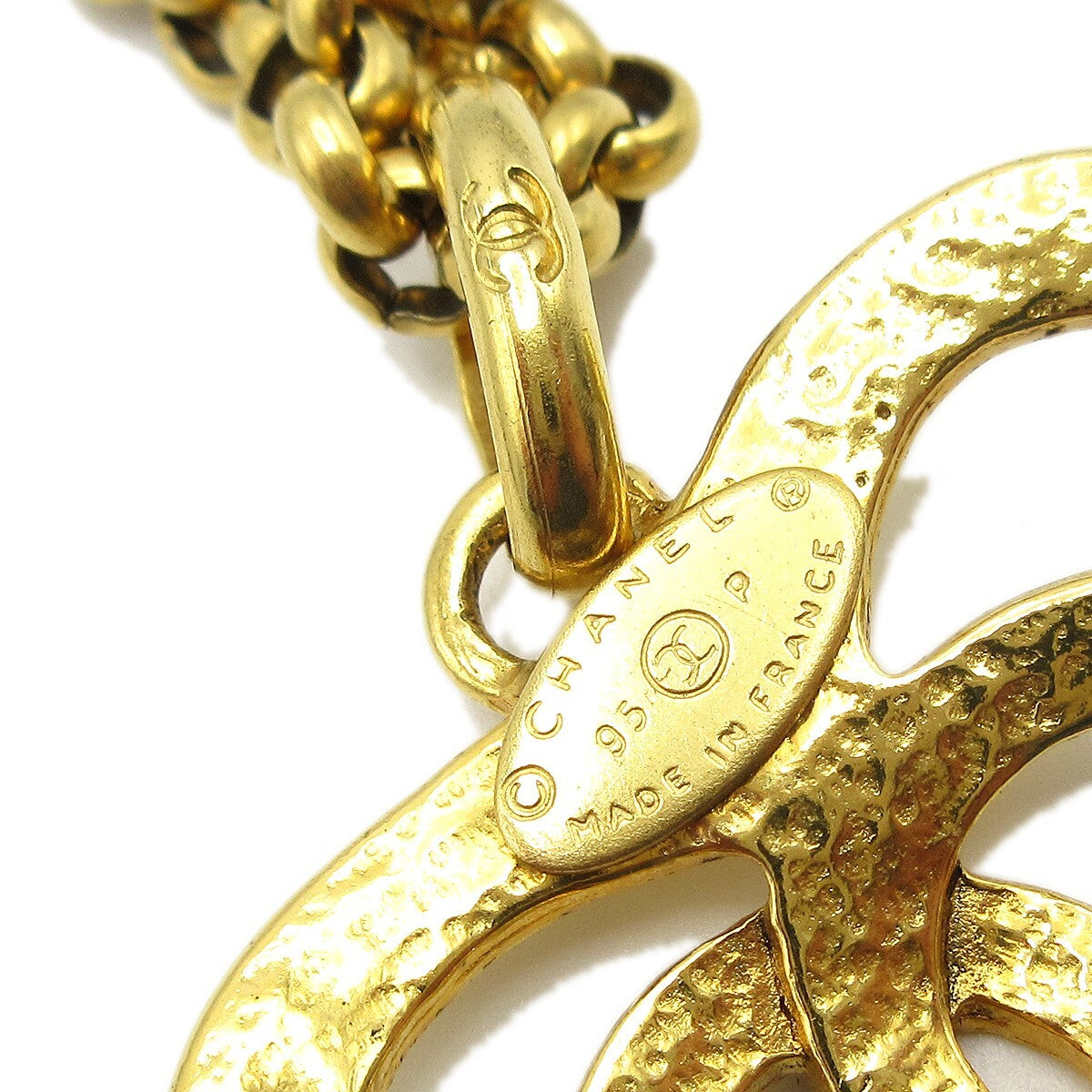 Chanel Cc Heart Pendant Necklace Metal Gold Gold_Plated Necklace Jewelry (Pre-Owned)