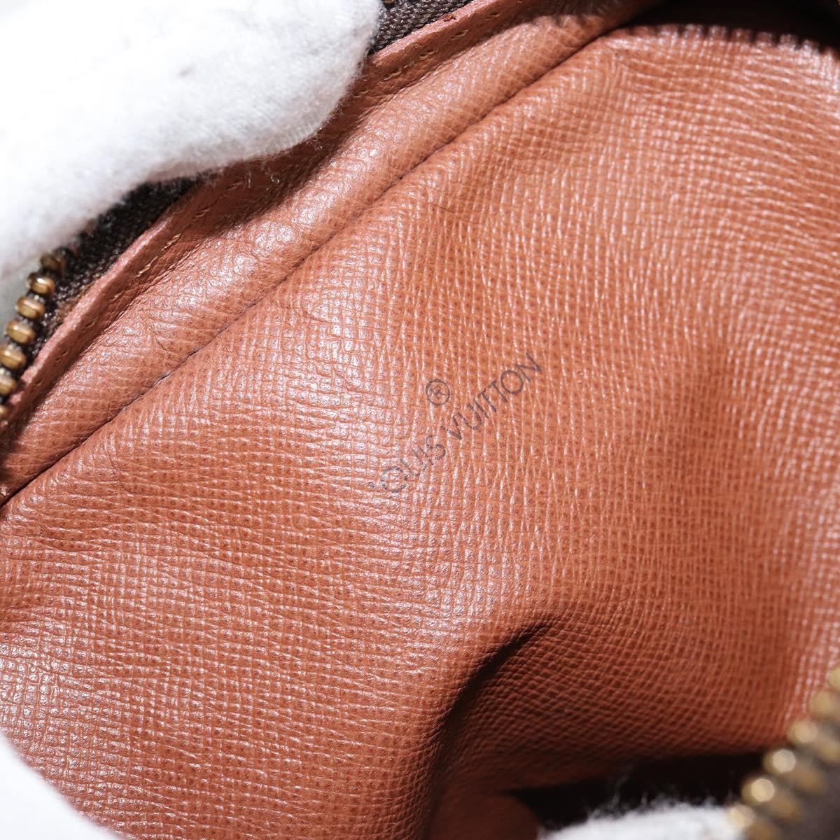 Louis Vuitton Amazone Bag Monogram Canvas Brown Canvas Shoulder Bag Bag (Pre-Owned)