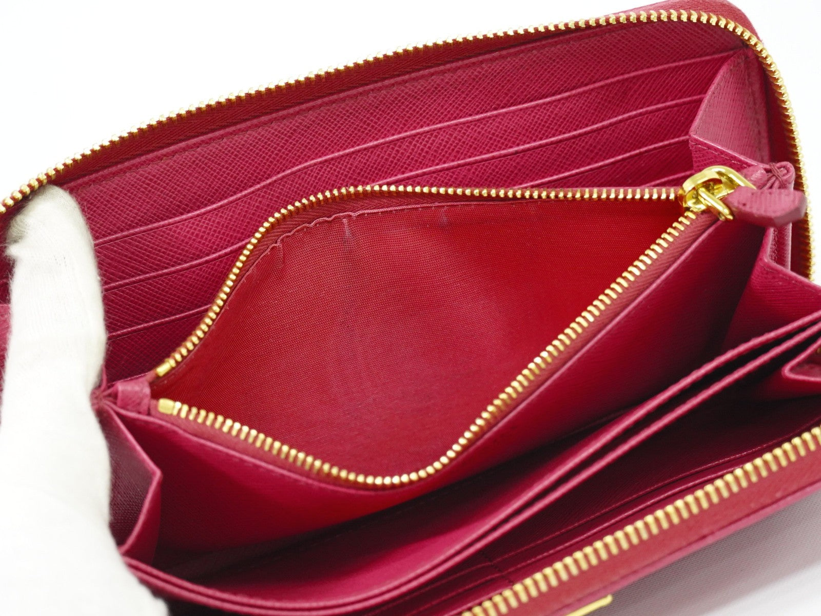 Prada Zip Around Tab Wallet Saffiano Leather Pink Leather Wallets Accessory (Pre-Owned)