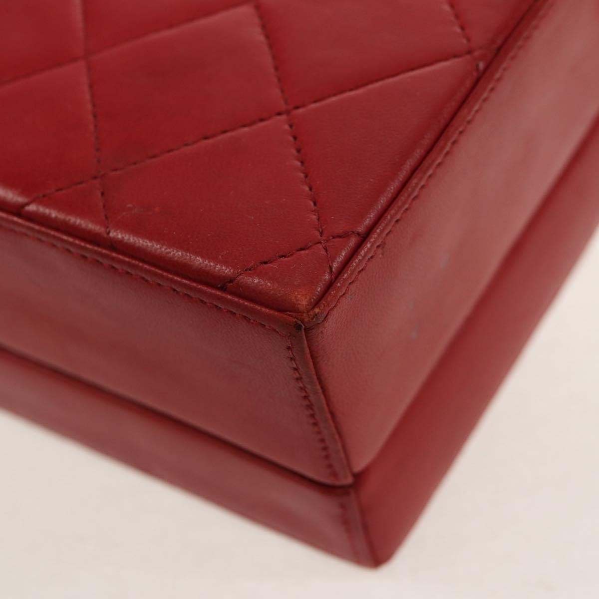 Chanel Matelasse Chain Shoulder Bag Leather Red Leather Shoulder Bag Bag (Pre-Owned)