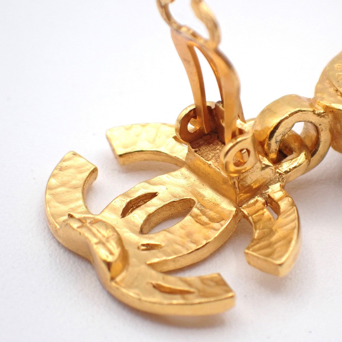 Chanel Cc Teardrop Earrings Metal With Faux Pearl Gold Gold_Plated Earrings Jewelry (Pre-Owned)