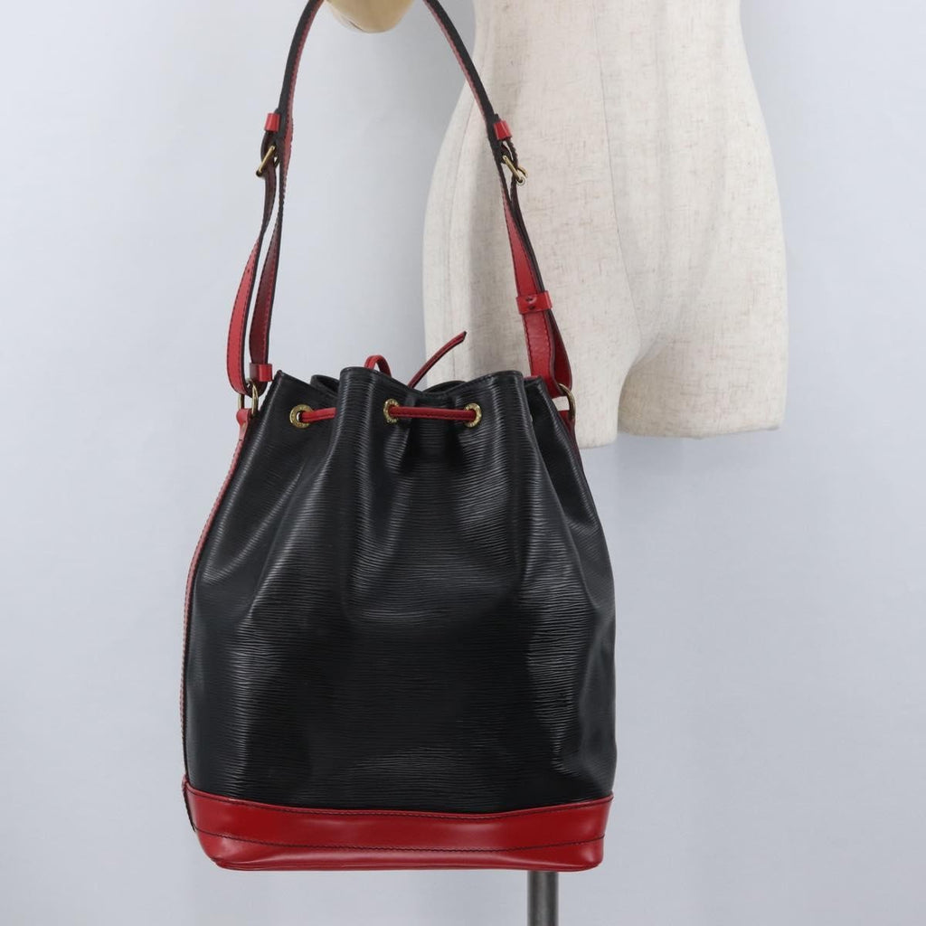Louis Vuitton Bicolor Noe Handbag Epi Leather Black Leather Shoulder Bag Bag (Pre-Owned)
