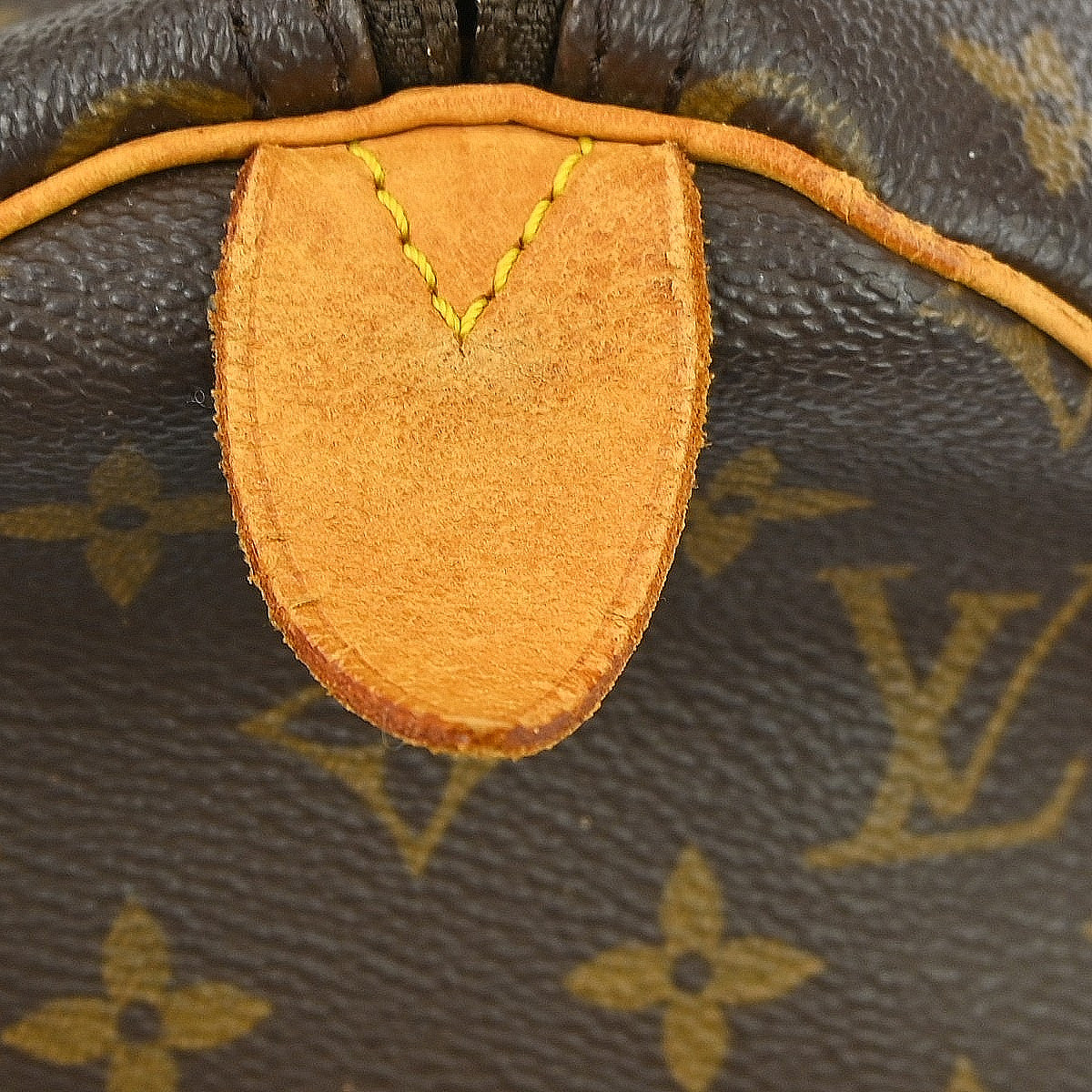 Louis Vuitton Keepall Bag Monogram Canvas Brown Canvas Travel Bag Bag (Pre-Owned)