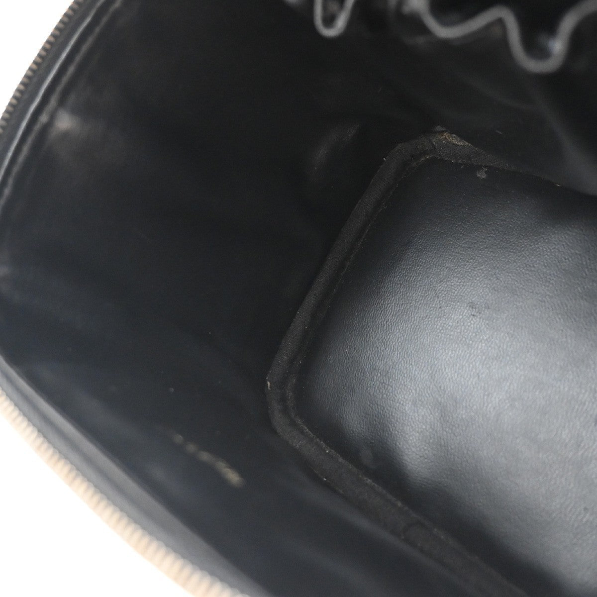 Chanel Vintage Timeless Cosmetic Case Caviar Black Leather Handbag (Pre-Owned)