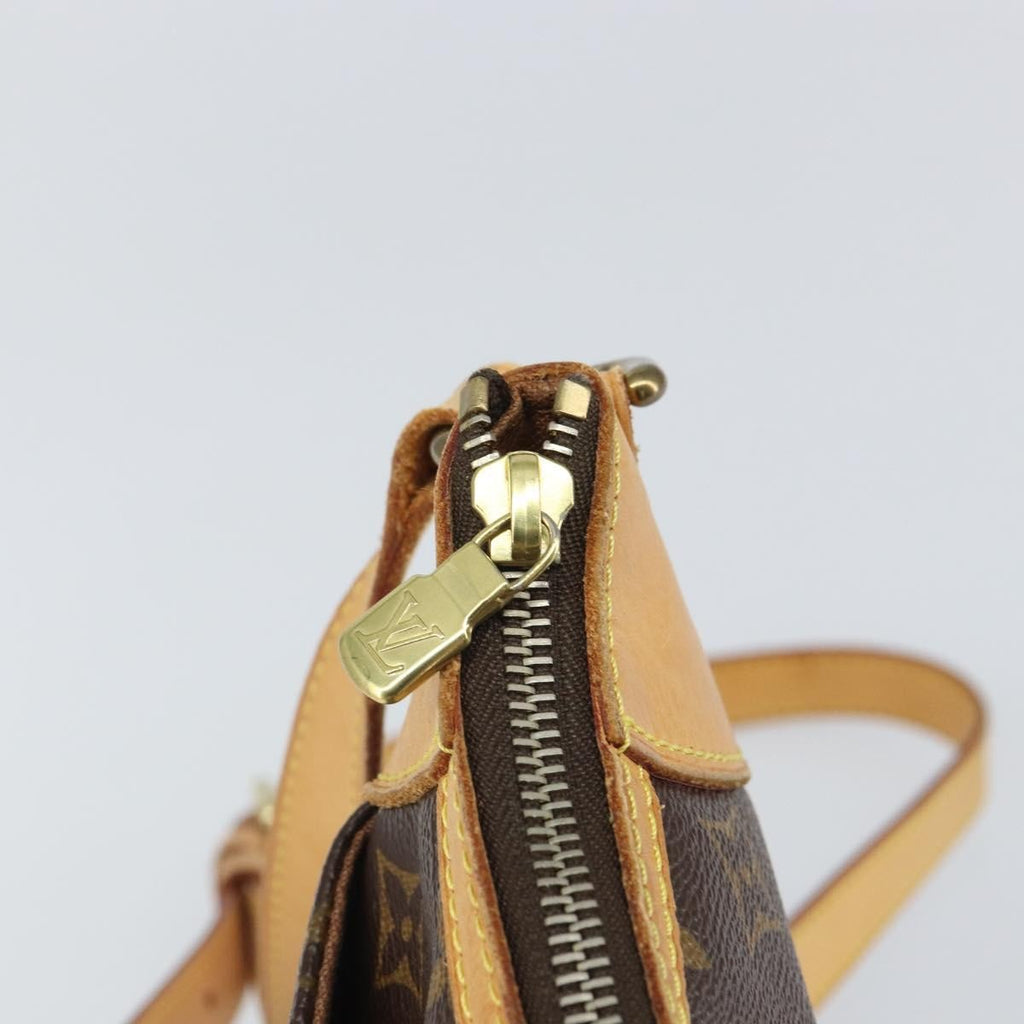 Louis Vuitton Odeon Handbag Monogram Canvas Brown Canvas Shoulder Bag Bag (Pre-Owned)